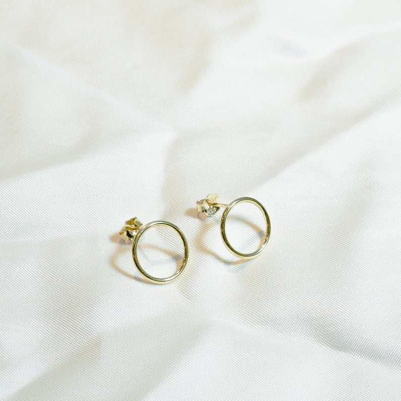 Open Circle Stud Earrings 18K Gold Vermeil  | Minimalist Geometric Hoop Earrings