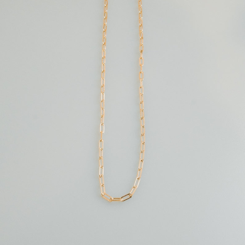 Minimalist Paperclip 18k Gold  Vermeil Chain Necklace: Delicate Unisex Modern Design