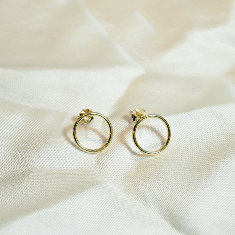 Open Circle Stud Earrings 18K Gold Vermeil  | Minimalist Geometric Hoop Earrings