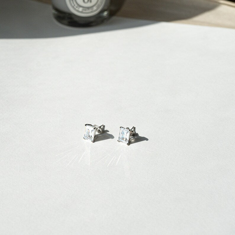 Dainty Stone Cut Stud